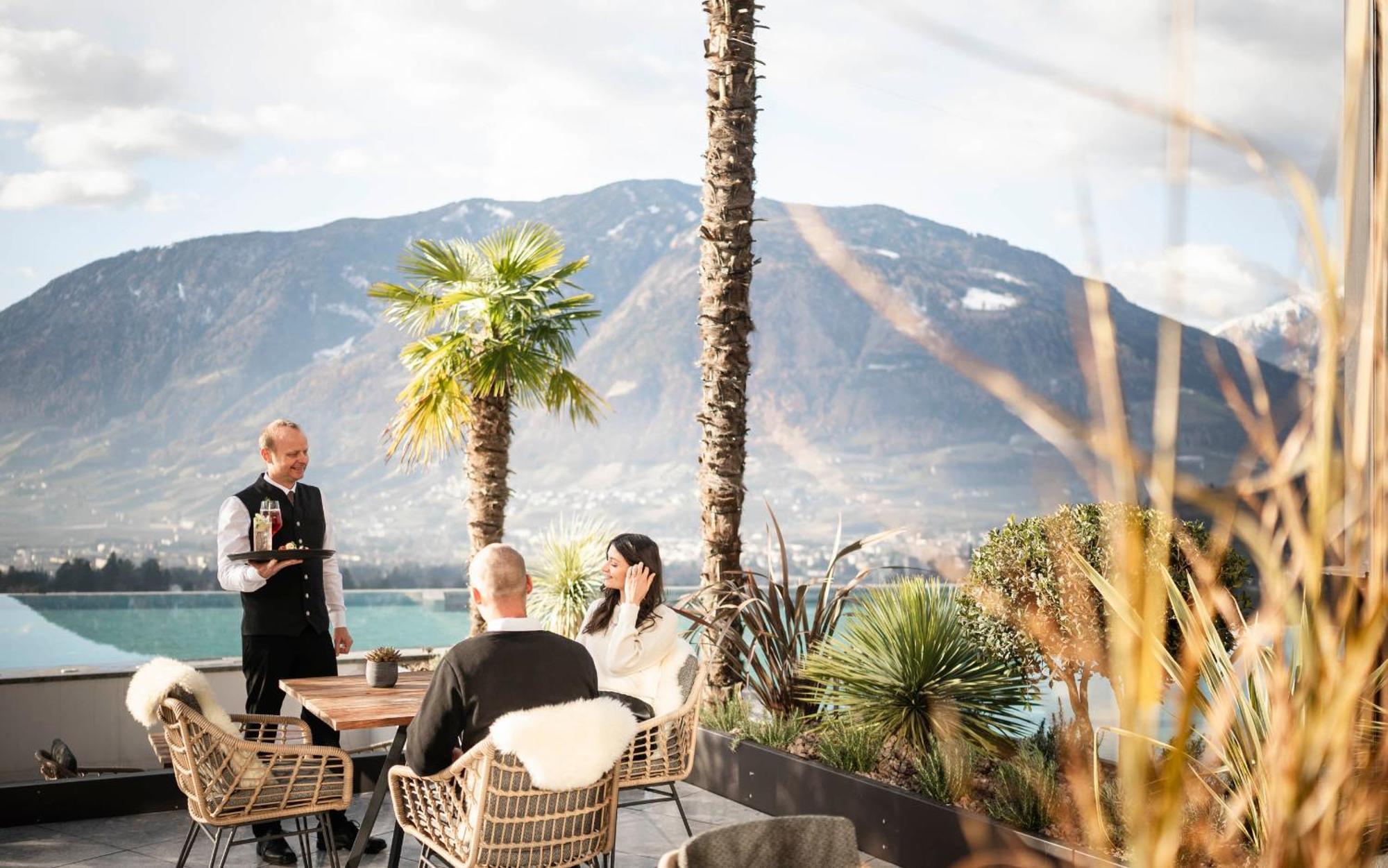 Schenna Resort Bagian luar foto